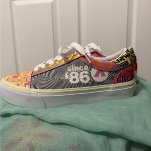 Airwalk Vibrant Graphic Sneakers Size 8